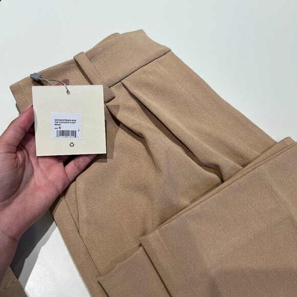 Favorite Daughter - The Favorite Pant - Beige - Size 6 - Picture 6 of 7